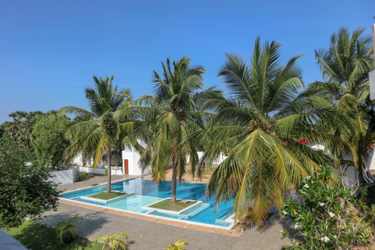 Reddalf'S Holiday Resorts Arugam Bay Exterior photo